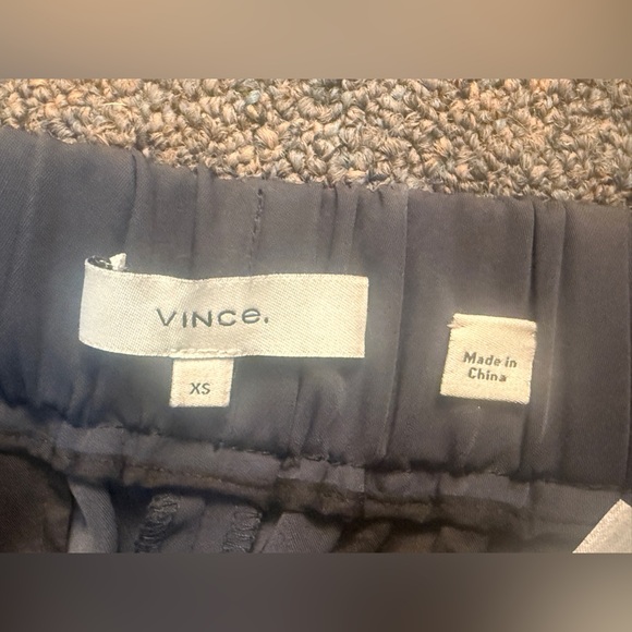 VINCE Mid-Rise Tapered Pull-On Pants SZ XS BLK  EUC S#V831522073 $345 Capsule - Picture 4 of 10